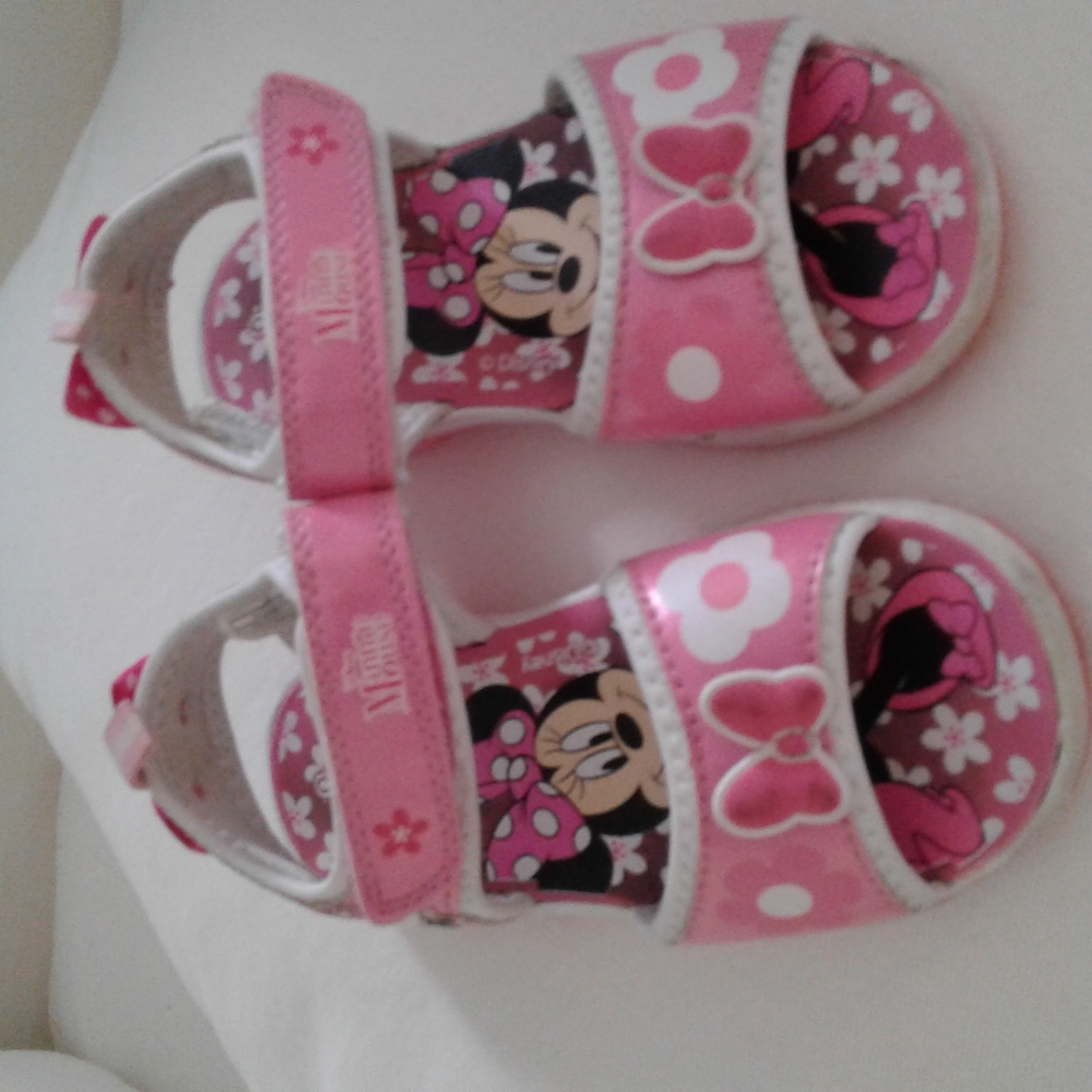 Disney Minnie Mouse Sandals